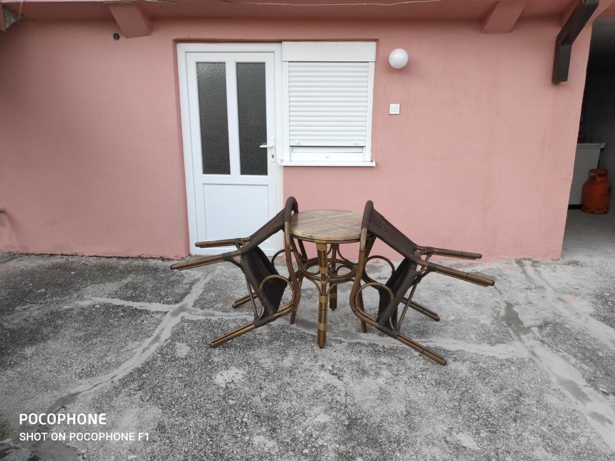 Apartman Pavle 2 Virpazar Exteriör bild